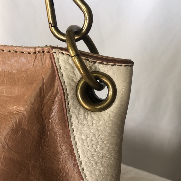 THE SAK tan, cream, and navy blue genuine leather shoulder bag. Braided strap. - Picture 7 of 14